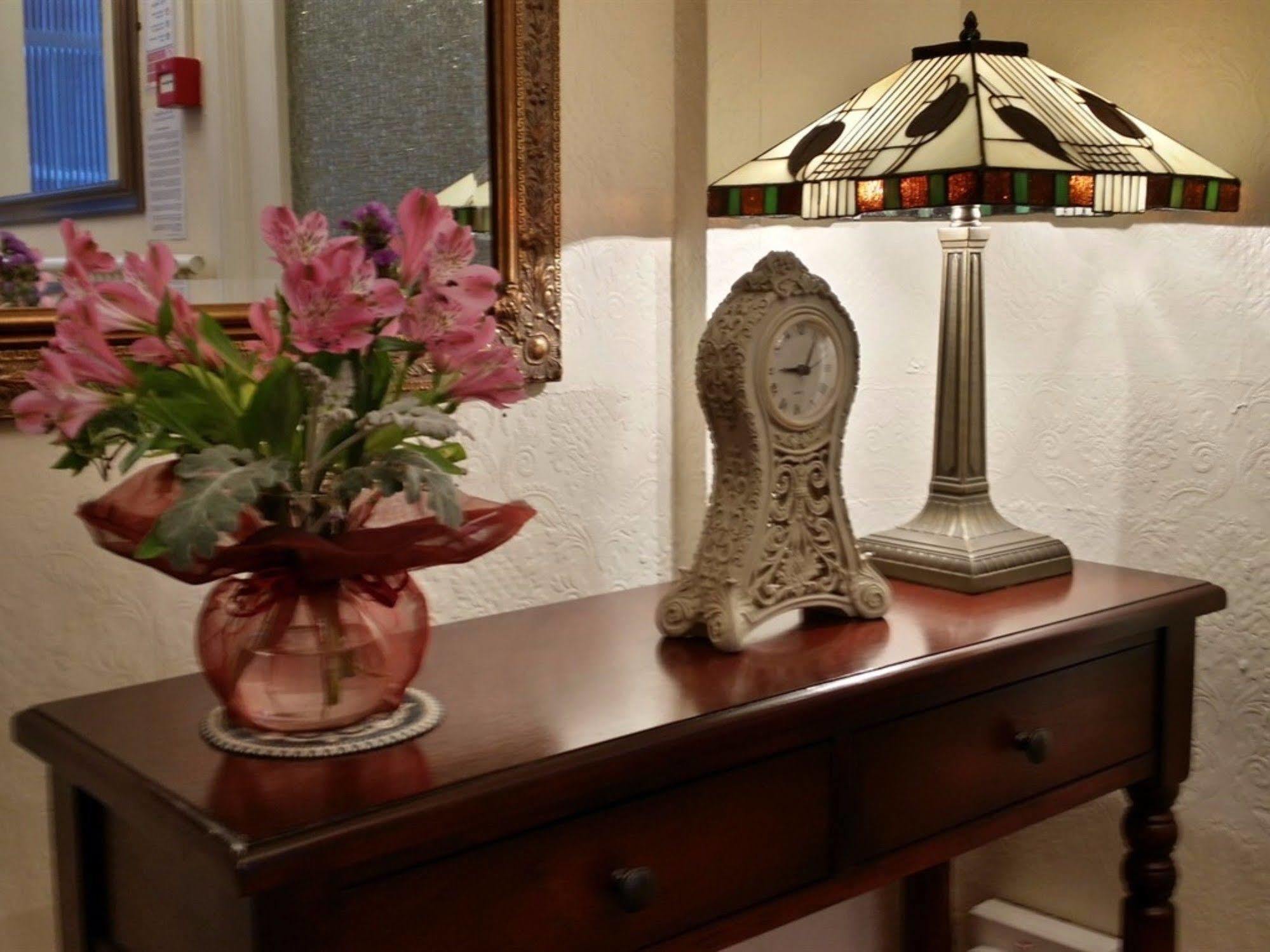 Eden House Bed and Breakfast Blackpool Exteriör bild